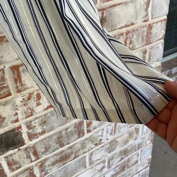 Zara Basic Metallic Striped Paper Bag Crop Pants - Picture 3 of 10